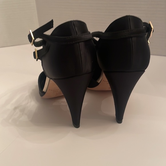 Beautiful Loffler Randall heels. Perfect condition. Gorgeous details/ fabric. - Picture 4 of 7
